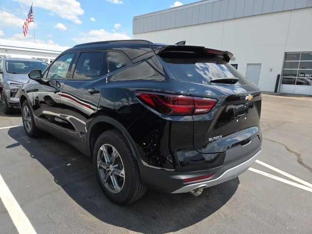 chevrolet blazer 2024 3GNKBCR44RS171065 image chevrolet blazer 2024 3GNKBCR44RS171065 image