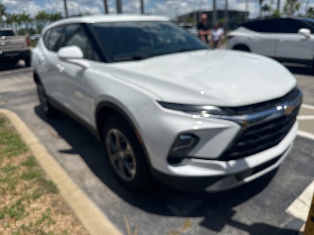chevrolet blazer 2024 3GNKBCR49RS127207 image chevrolet blazer 2024 3GNKBCR49RS127207 image