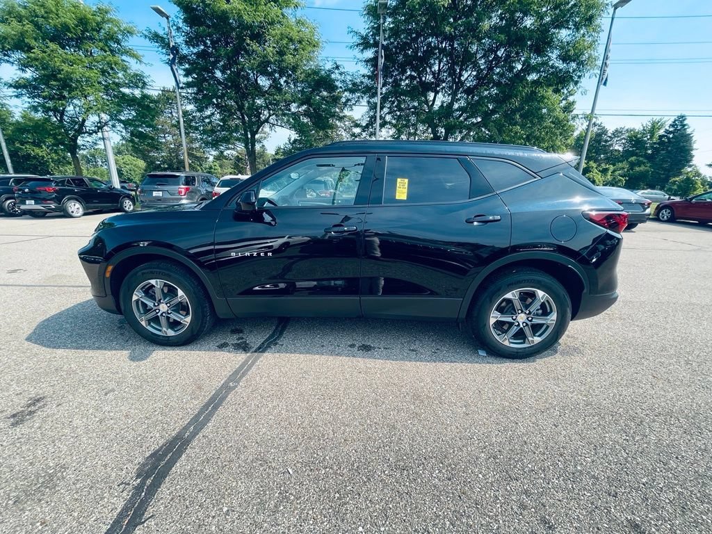 chevrolet blazer 2024 3GNKBCR42RS234132 image chevrolet blazer 2024 3GNKBCR42RS234132 image