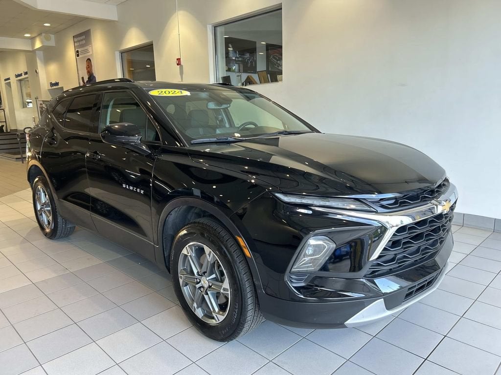 chevrolet blazer 2024 3GNKBCR48RS119177 image chevrolet blazer 2024 3GNKBCR48RS119177 image
