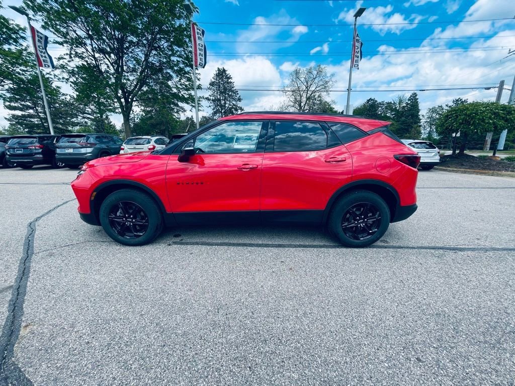 chevrolet blazer 2024 3GNKBJRS6RS244388 image chevrolet blazer 2024 3GNKBJRS6RS244388 image