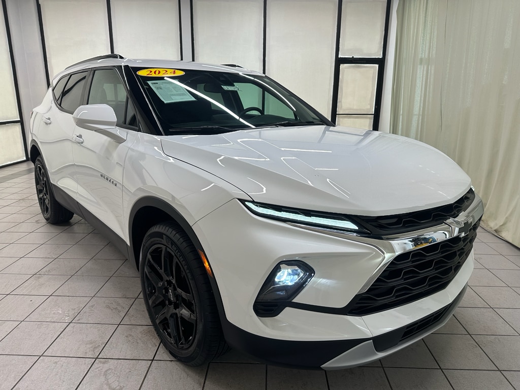 chevrolet blazer 2024 3GNKBHR44RS147135 image chevrolet blazer 2024 3GNKBHR44RS147135 image