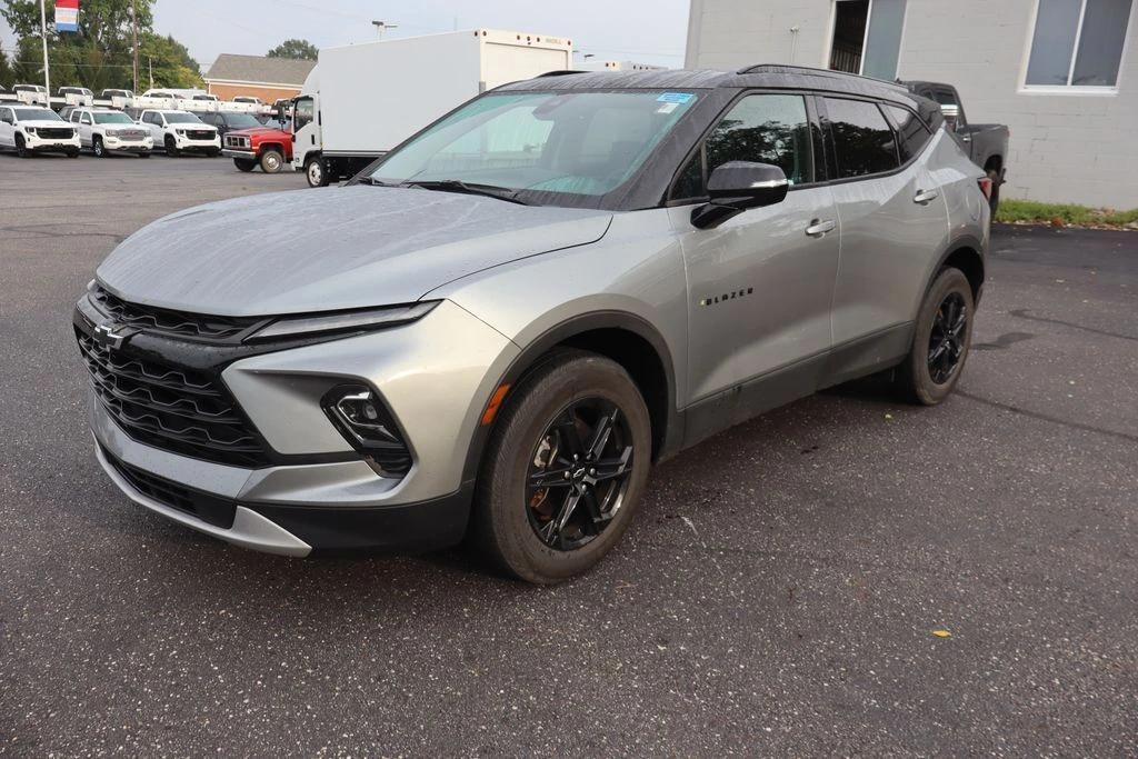 chevrolet blazer 2024 3GNKBJRS5RS148820 image chevrolet blazer 2024 3GNKBJRS5RS148820 image