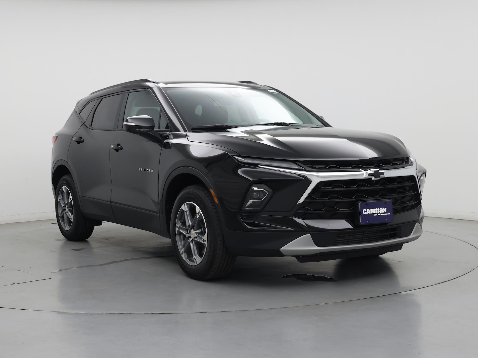 chevrolet blazer 2024 3GNKBJR46RS226216 image chevrolet blazer 2024 3GNKBJR46RS226216 image