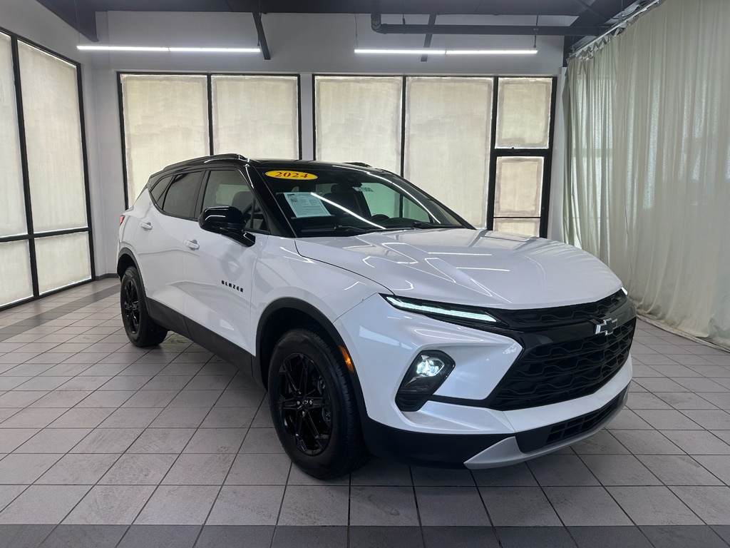 chevrolet blazer 2024 3GNKBCR44RS258450 image chevrolet blazer 2024 3GNKBCR44RS258450 image