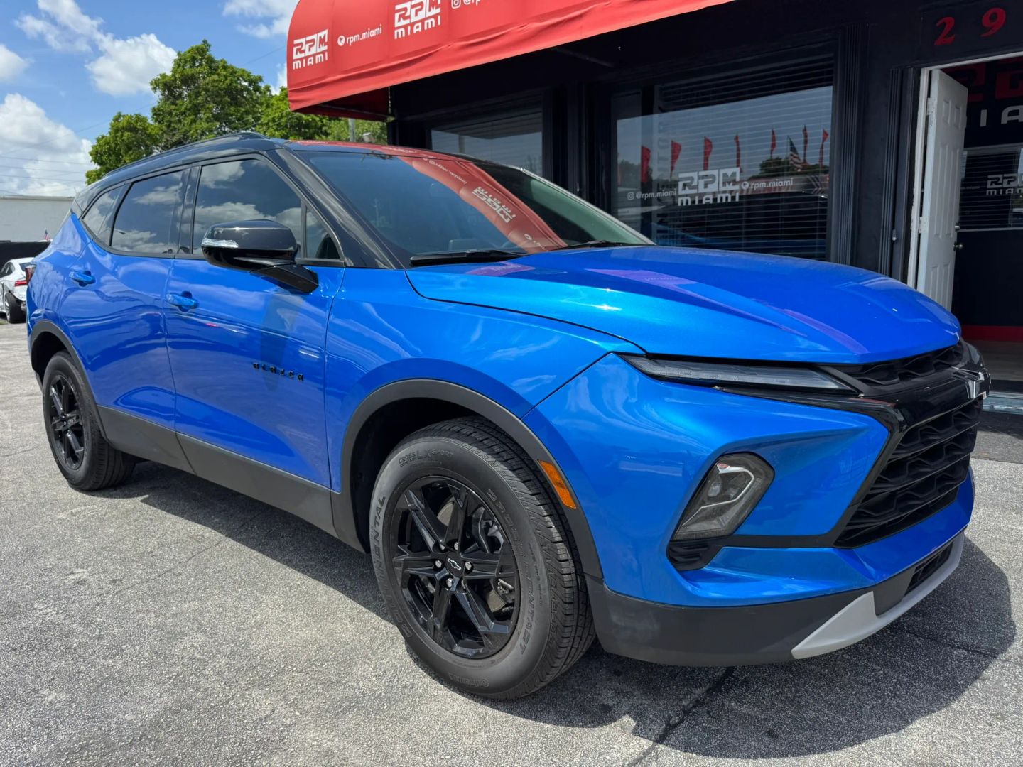 chevrolet blazer 2024 3GNKBDRS1RS128954 image chevrolet blazer 2024 3GNKBDRS1RS128954 image