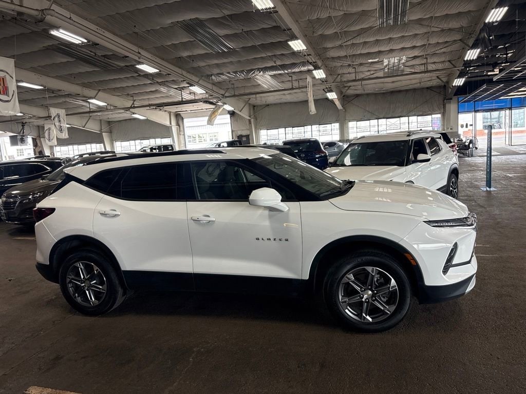 chevrolet blazer 2024 3GNKBCR41RS248331 image chevrolet blazer 2024 3GNKBCR41RS248331 image
