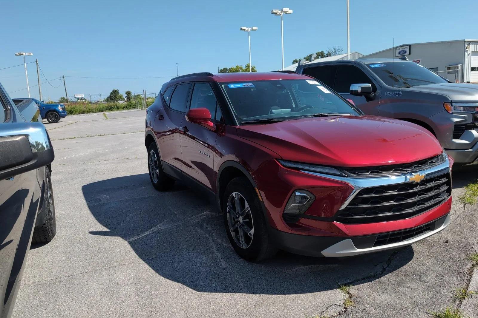 chevrolet blazer 2024 3GNKBCR48RS156780 image chevrolet blazer 2024 3GNKBCR48RS156780 image