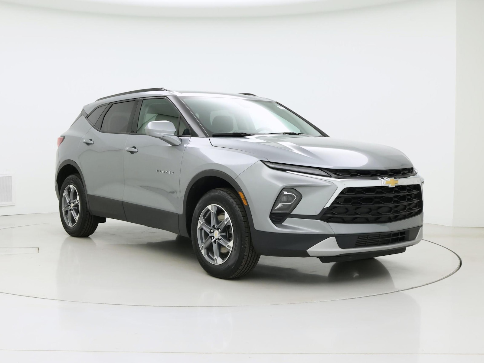 chevrolet blazer 2024 3GNKBCR42RS237385 image chevrolet blazer 2024 3GNKBCR42RS237385 image