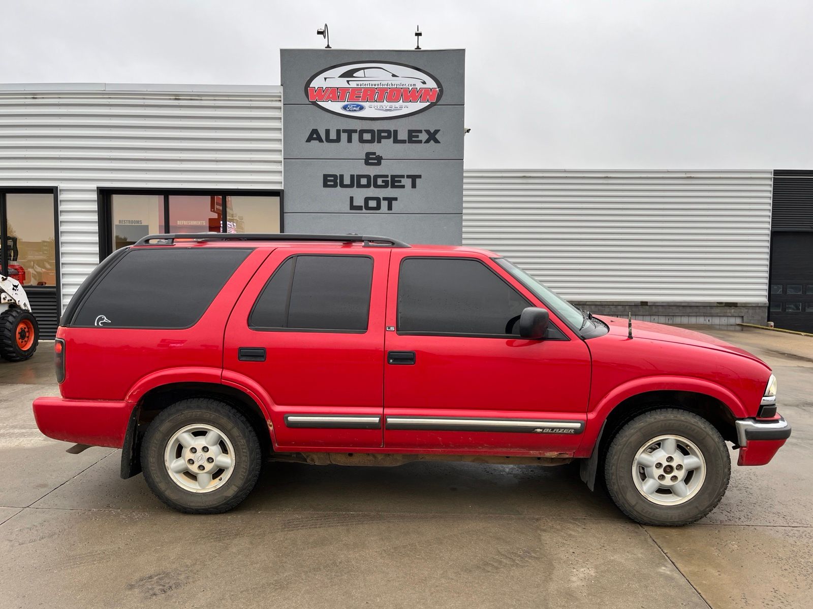 chevrolet blazer 2000 1GNDT13W8Y2169690 image chevrolet blazer 2000 1GNDT13W8Y2169690 image
