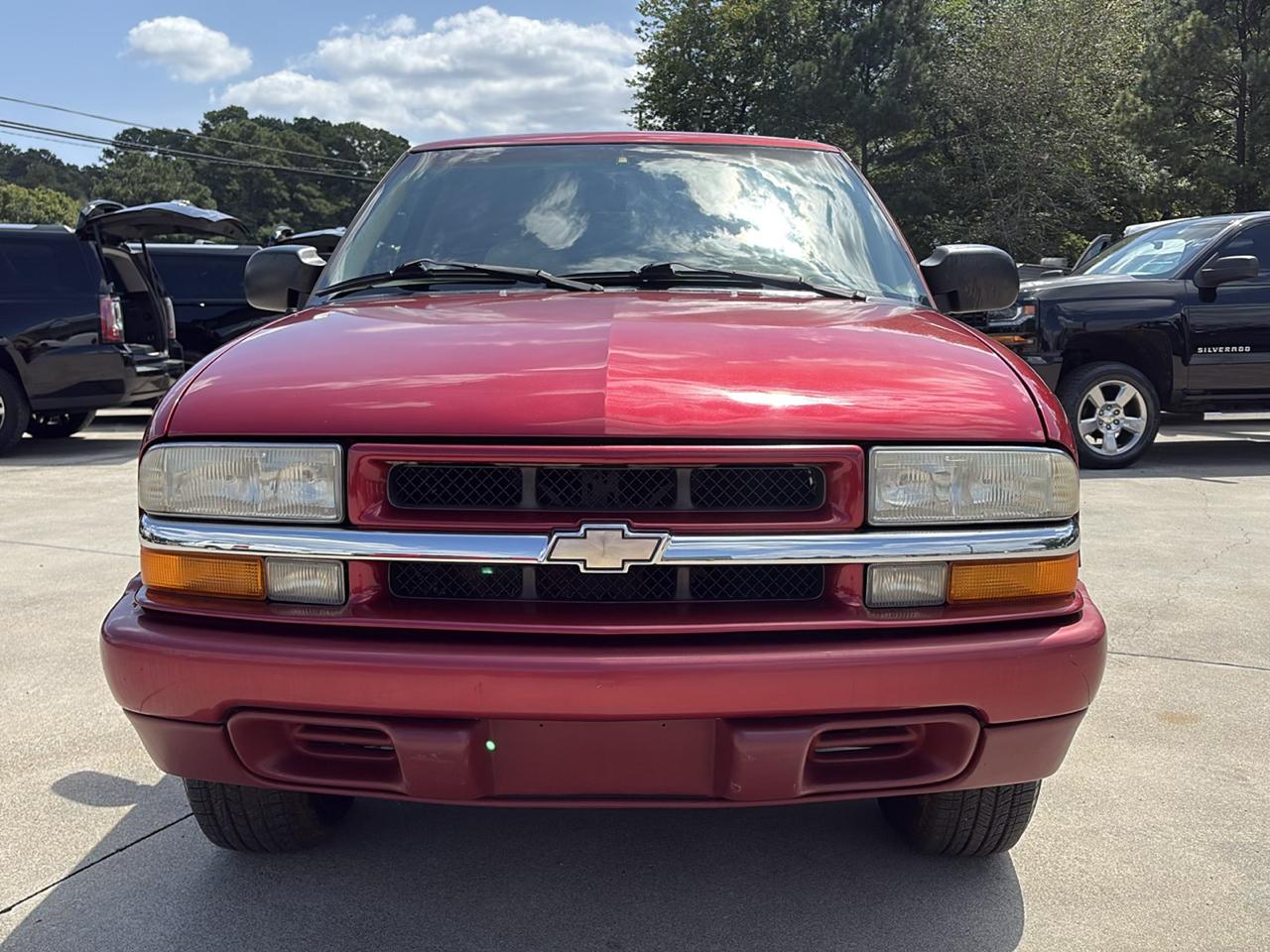 chevrolet blazer 2000 1GNCS13W8Y2168604 image chevrolet blazer 2000 1GNCS13W8Y2168604 image