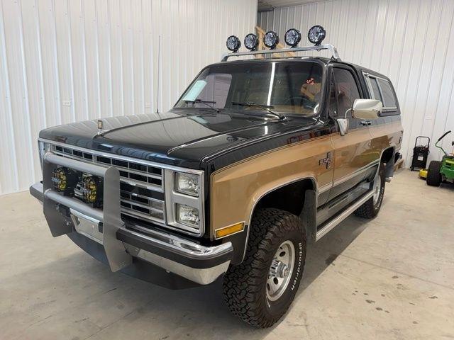 chevrolet blazer 1988 1GNEV18K9JF125605 image chevrolet blazer 1988 1GNEV18K9JF125605 image