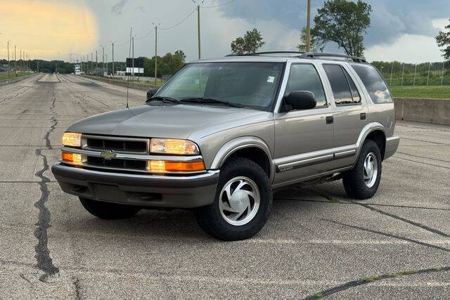 chevrolet blazer 2001 1GNDT13W212124136 image chevrolet blazer 2001 1GNDT13W212124136 image