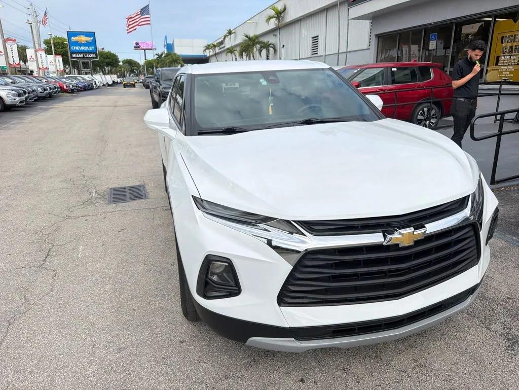 chevrolet blazer 2022 3GNKBCR41NS195852 image