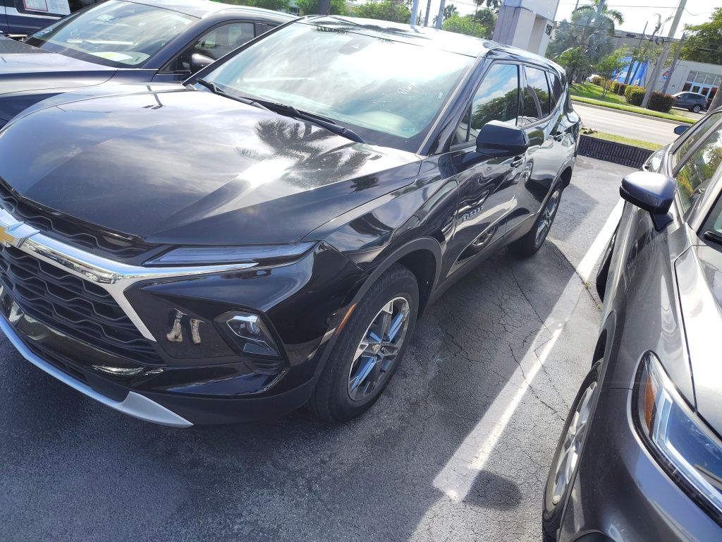 chevrolet blazer 2025 3GNKBCR42SS201928 image chevrolet blazer 2025 3GNKBCR42SS201928 image
