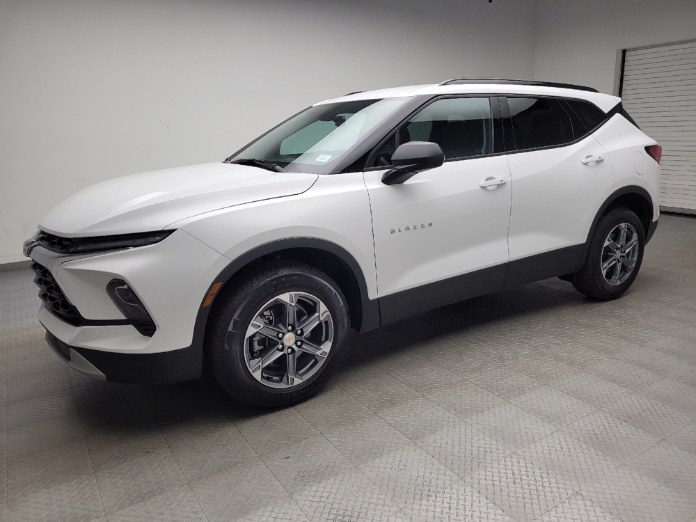 chevrolet blazer 2025 3GNKBCR4XSS225314 image chevrolet blazer 2025 3GNKBCR4XSS225314 image