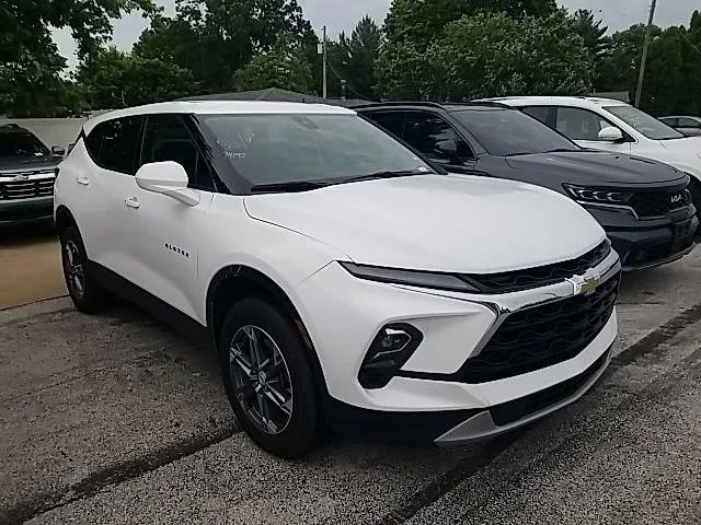 chevrolet blazer 2025 3GNKBCR47SS133951 image chevrolet blazer 2025 3GNKBCR47SS133951 image