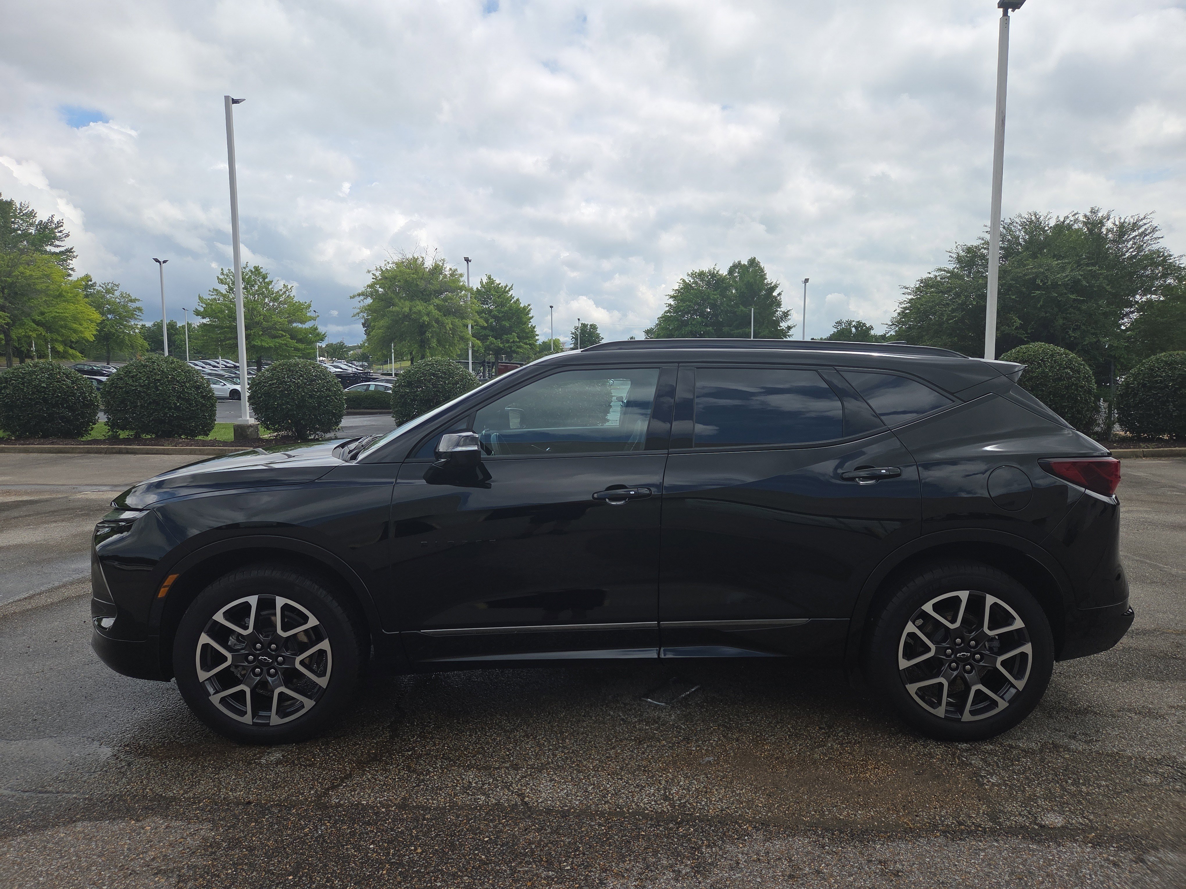 chevrolet blazer 2025 3GNKBERS2SS202720 image chevrolet blazer 2025 3GNKBERS2SS202720 image