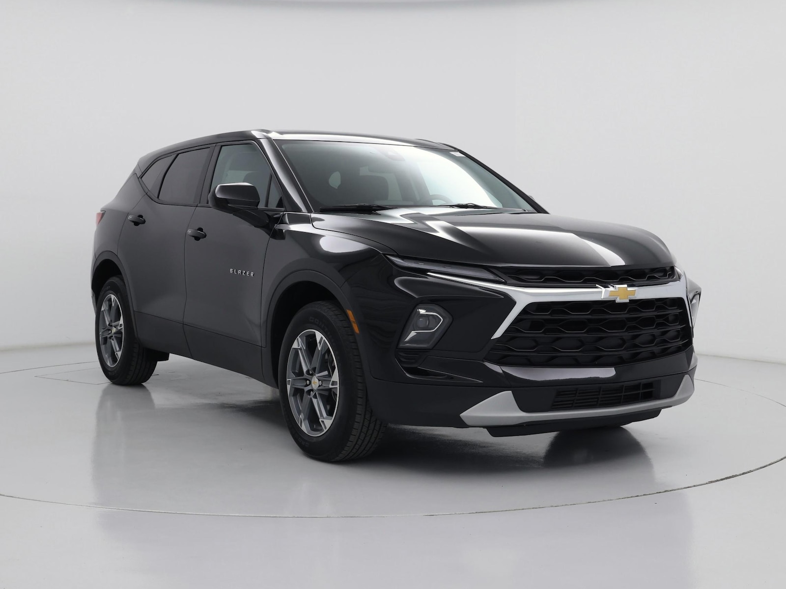 chevrolet blazer 2025 3GNKBCR40SS220574 image chevrolet blazer 2025 3GNKBCR40SS220574 image
