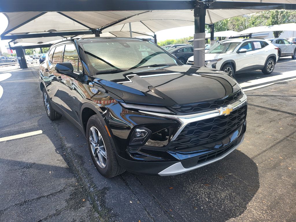 chevrolet blazer 2025 3GNKBCR47SS190036 image chevrolet blazer 2025 3GNKBCR47SS190036 image