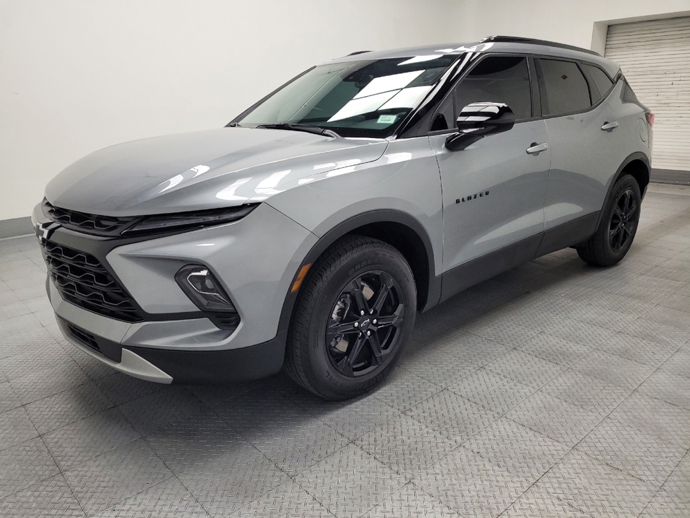 chevrolet blazer 2025 3GNKBCR48SS273393 image chevrolet blazer 2025 3GNKBCR48SS273393 image