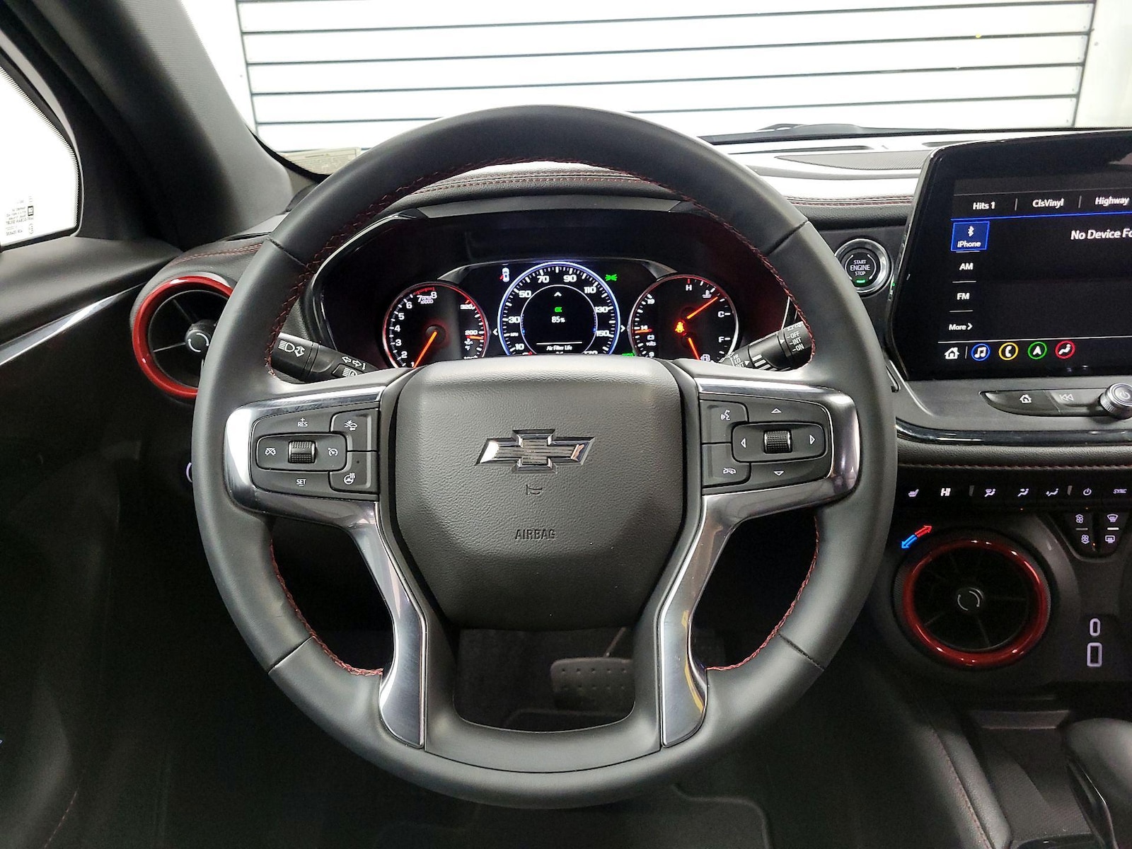 chevrolet blazer 2025 3GNKBERS3SS272758 image