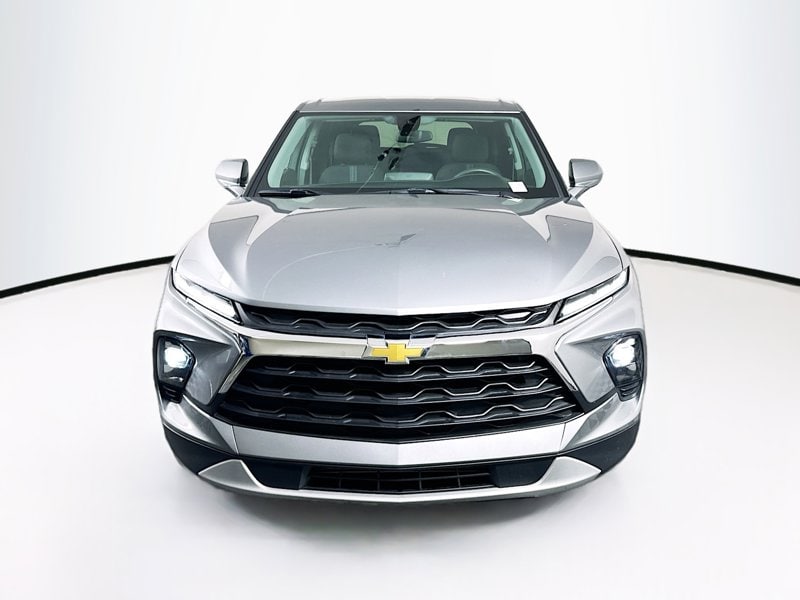 chevrolet blazer 2025 3GNKBCR48SS201710 image chevrolet blazer 2025 3GNKBCR48SS201710 image