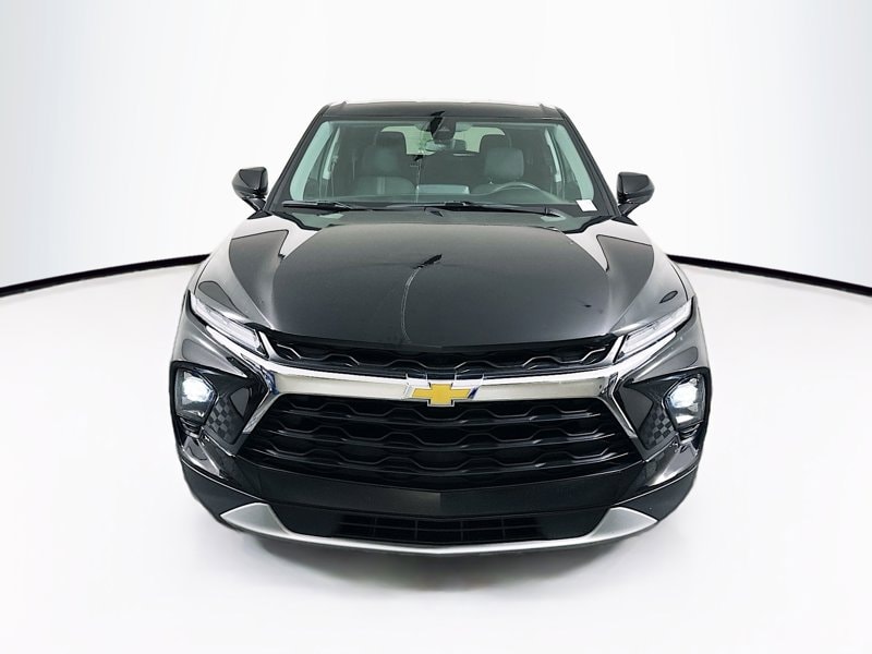 chevrolet blazer 2025 3GNKBCR40SS246009 image chevrolet blazer 2025 3GNKBCR40SS246009 image