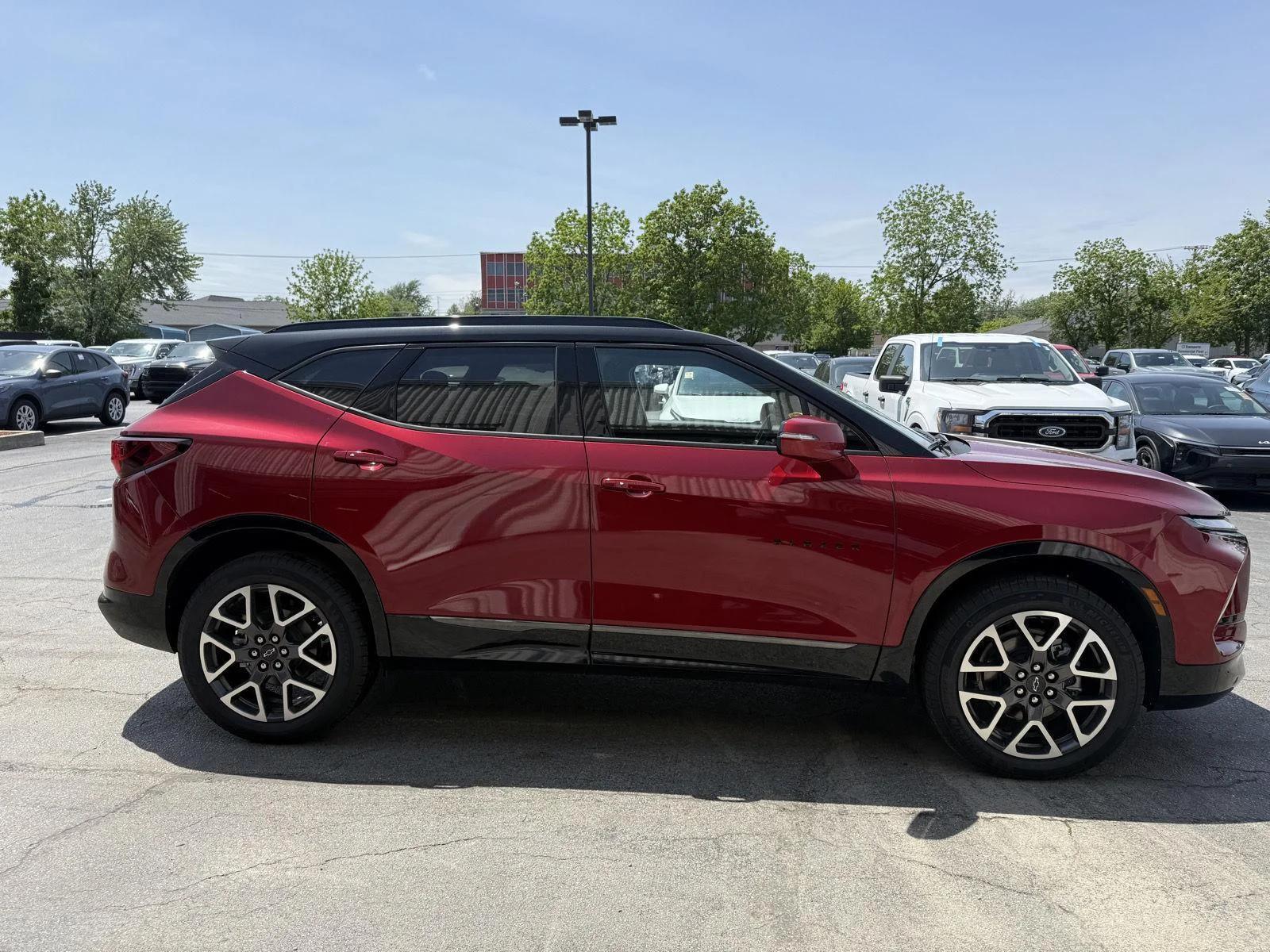 chevrolet blazer 2025 3GNKBKRS8SS204065 image chevrolet blazer 2025 3GNKBKRS8SS204065 image