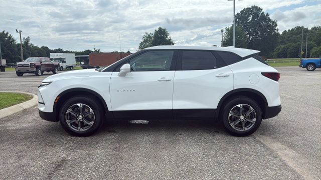 chevrolet blazer 2025 3GNKBCR48SS155652 image chevrolet blazer 2025 3GNKBCR48SS155652 image