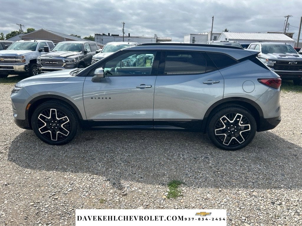 chevrolet blazer 2025 3GNKBKRS4SS117215 image chevrolet blazer 2025 3GNKBKRS4SS117215 image