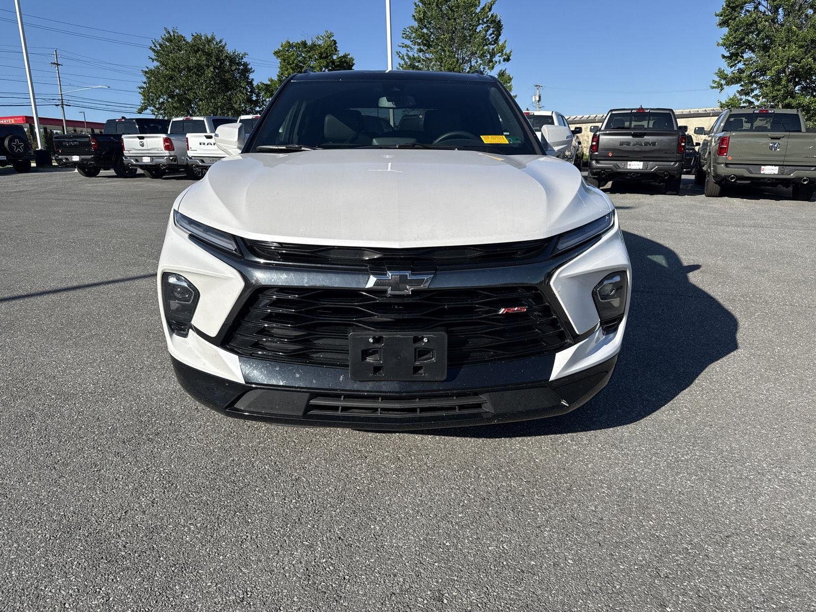 chevrolet blazer 2025 3GNKBKRS0SS168243 image chevrolet blazer 2025 3GNKBKRS0SS168243 image