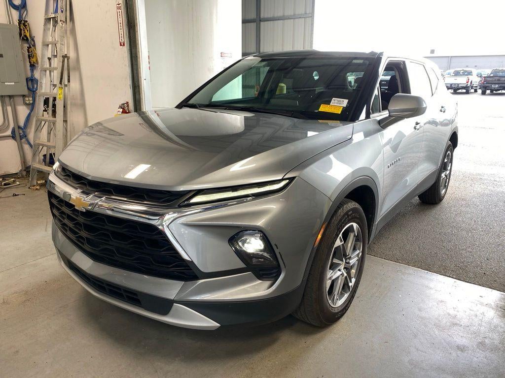 chevrolet blazer 2025 3GNKBCR42SS192874 image chevrolet blazer 2025 3GNKBCR42SS192874 image