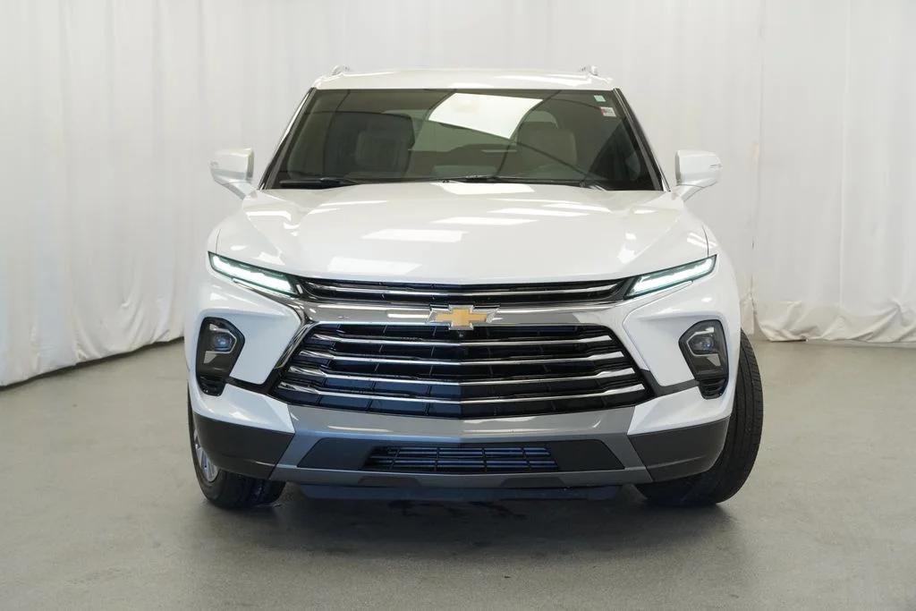 chevrolet blazer 2025 3GNKBLR43SS105449 image chevrolet blazer 2025 3GNKBLR43SS105449 image
