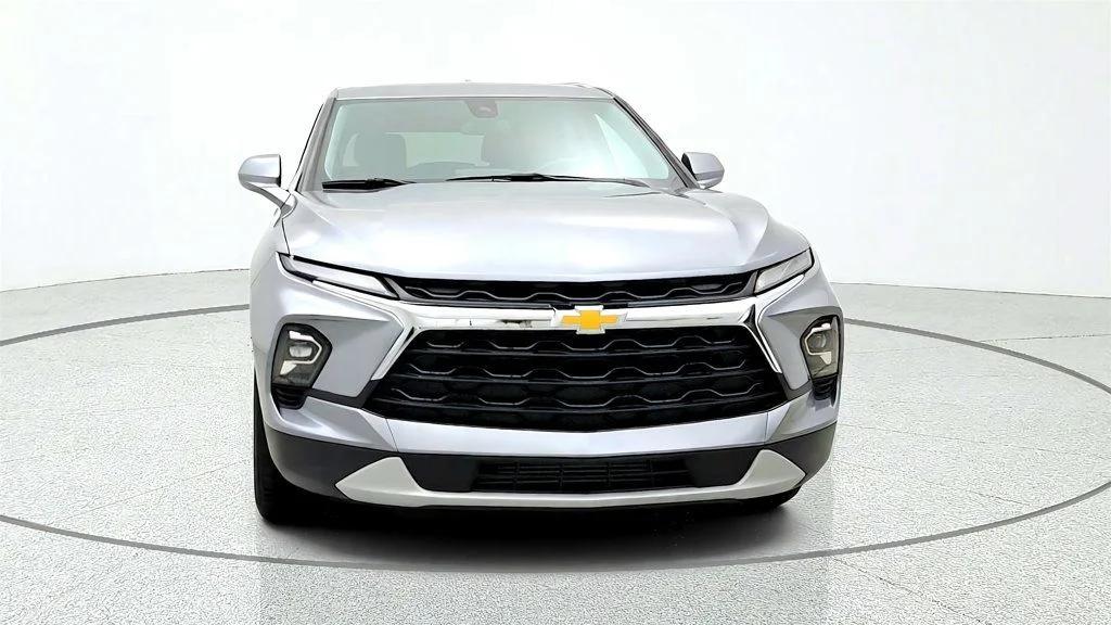 chevrolet blazer 2025 3GNKBCR45SS238200 image chevrolet blazer 2025 3GNKBCR45SS238200 image