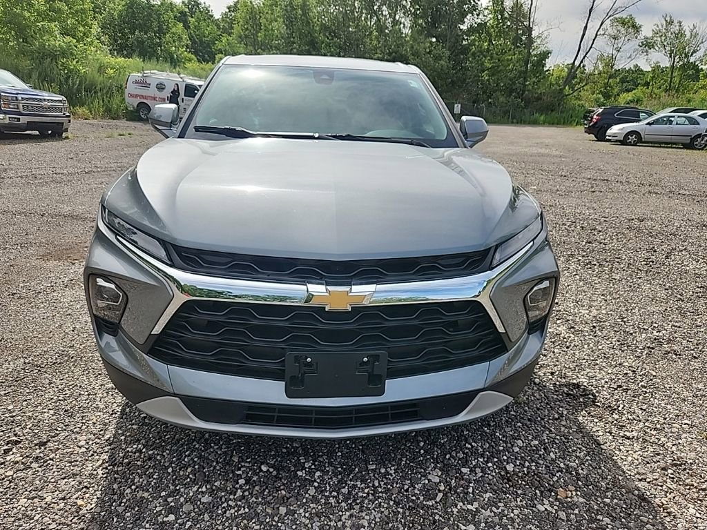 chevrolet blazer 2025 3GNKBCR42SS186430 image chevrolet blazer 2025 3GNKBCR42SS186430 image