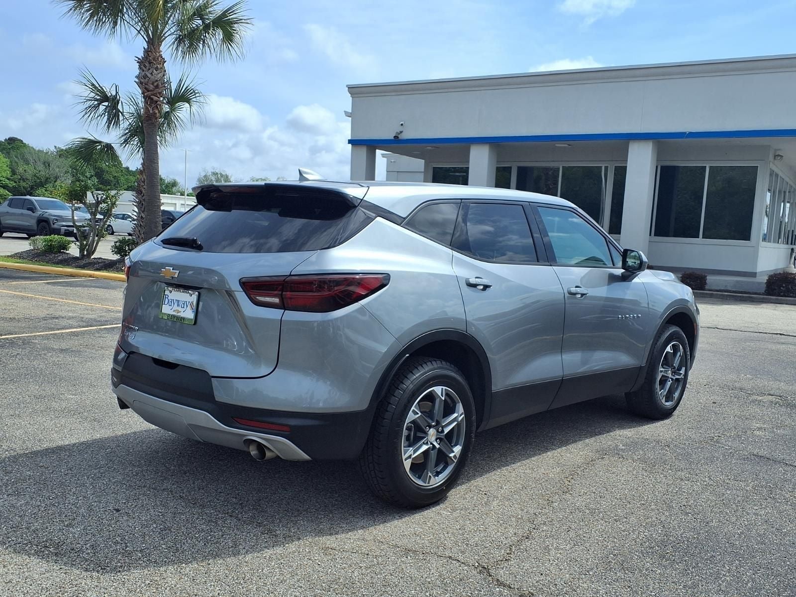 chevrolet blazer 2025 3GNKBCR46SS160056 image chevrolet blazer 2025 3GNKBCR46SS160056 image