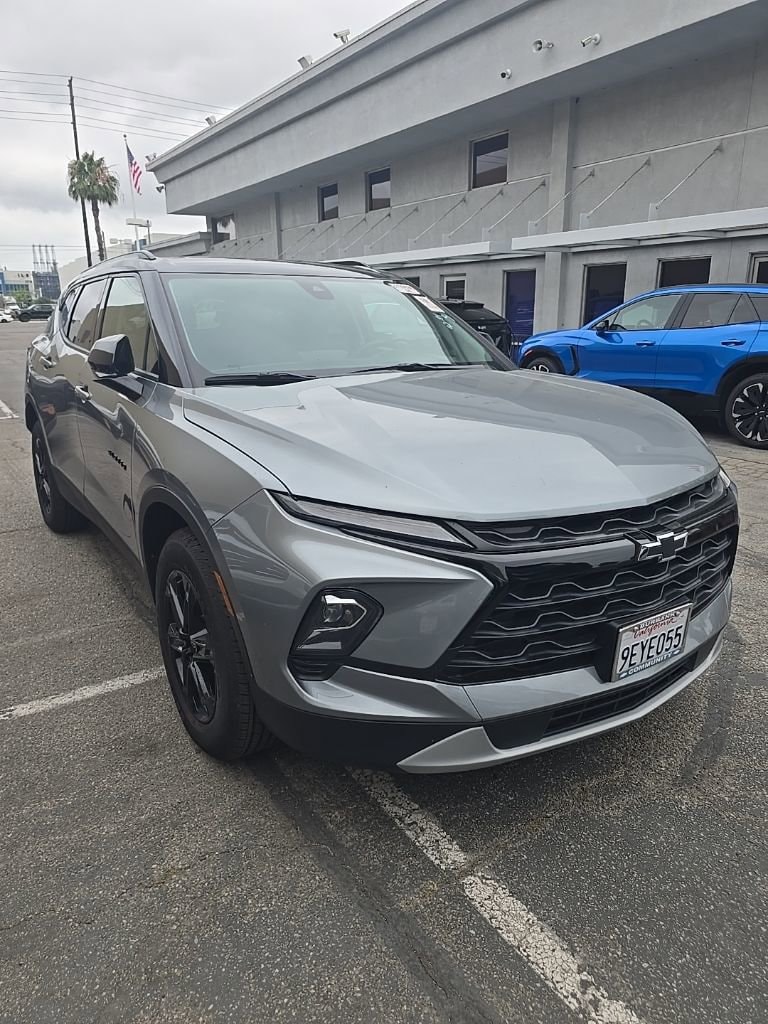 chevrolet blazer 2025 3GNKBHR47SS101305 image chevrolet blazer 2025 3GNKBHR47SS101305 image