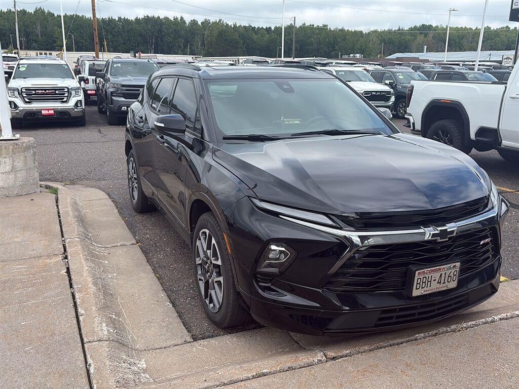 chevrolet blazer 2025 3GNKBKRS8SS211145 image chevrolet blazer 2025 3GNKBKRS8SS211145 image