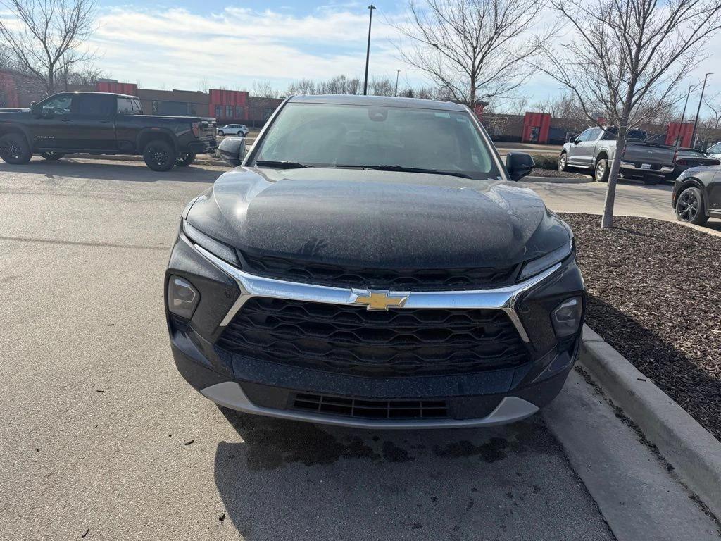 chevrolet blazer 2025 3GNKBCR43SS158734 image chevrolet blazer 2025 3GNKBCR43SS158734 image