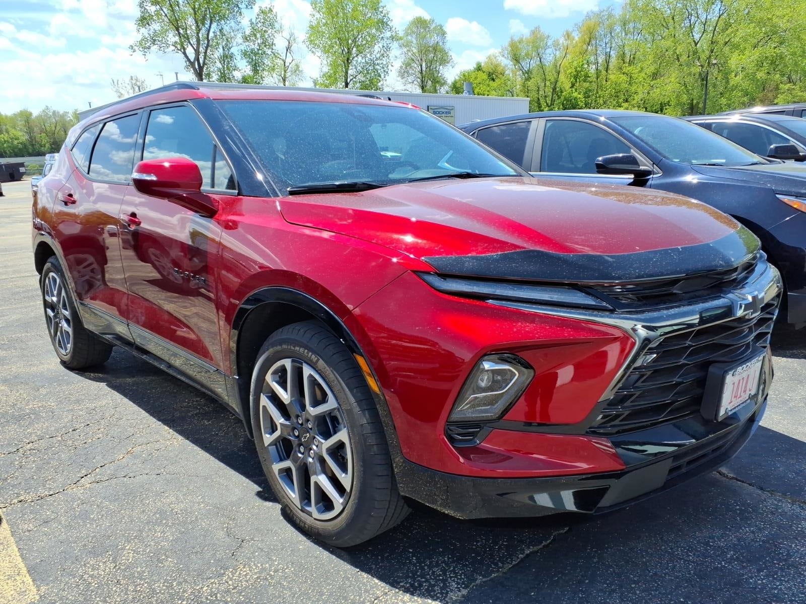 chevrolet blazer 2025 3GNKBKRS0SS156321 image chevrolet blazer 2025 3GNKBKRS0SS156321 image
