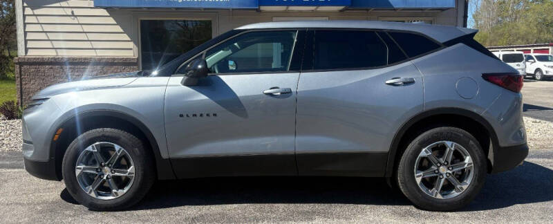 chevrolet blazer 2025 3GNKBHR47SS233903 image chevrolet blazer 2025 3GNKBHR47SS233903 image