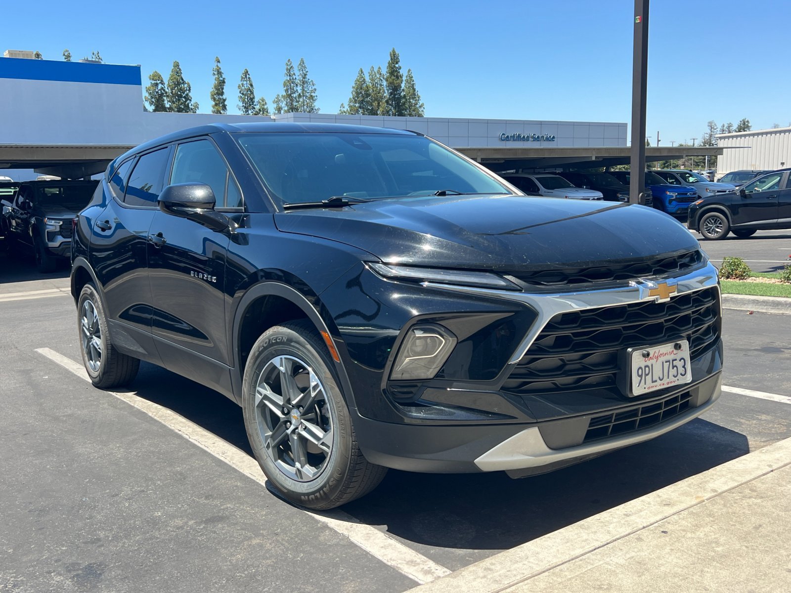 chevrolet blazer 2025 3GNKBCR40SS145696 image chevrolet blazer 2025 3GNKBCR40SS145696 image