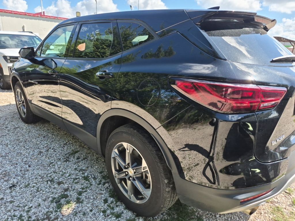 chevrolet blazer 2025 3GNKBCR45SS221168 image chevrolet blazer 2025 3GNKBCR45SS221168 image