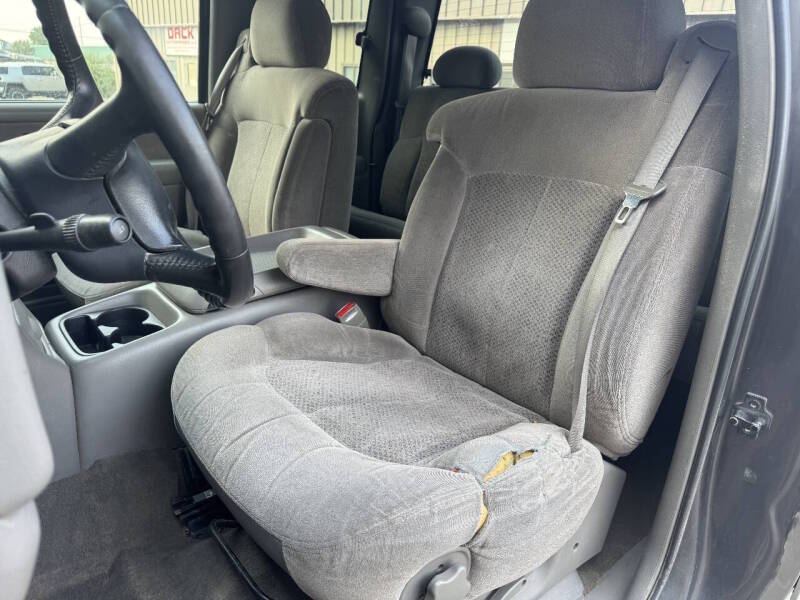 chevrolet silverado 2000 1GCEK19T3YE117542 image chevrolet silverado 2000 1GCEK19T3YE117542 image