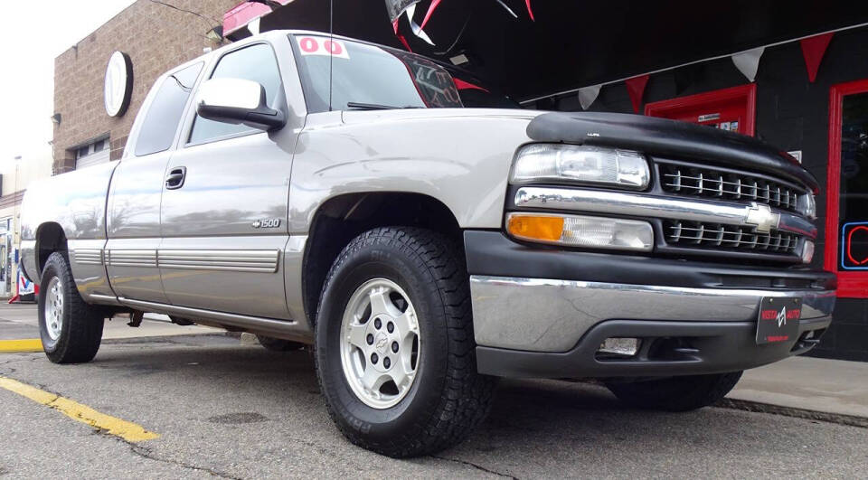 chevrolet silverado 2000 2GCEK19T2Y1198132 image