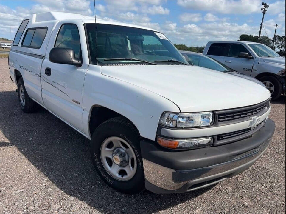 chevrolet silverado 2000 1GCEC14W3YE324804 image chevrolet silverado 2000 1GCEC14W3YE324804 image