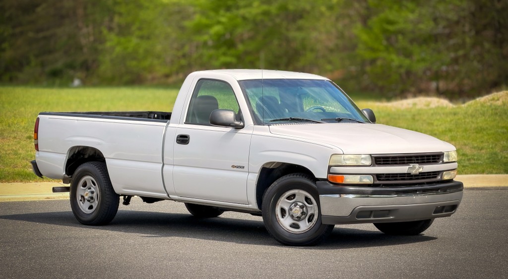 chevrolet silverado 2001 1GCEC14W81Z177197 image chevrolet silverado 2001 1GCEC14W81Z177197 image