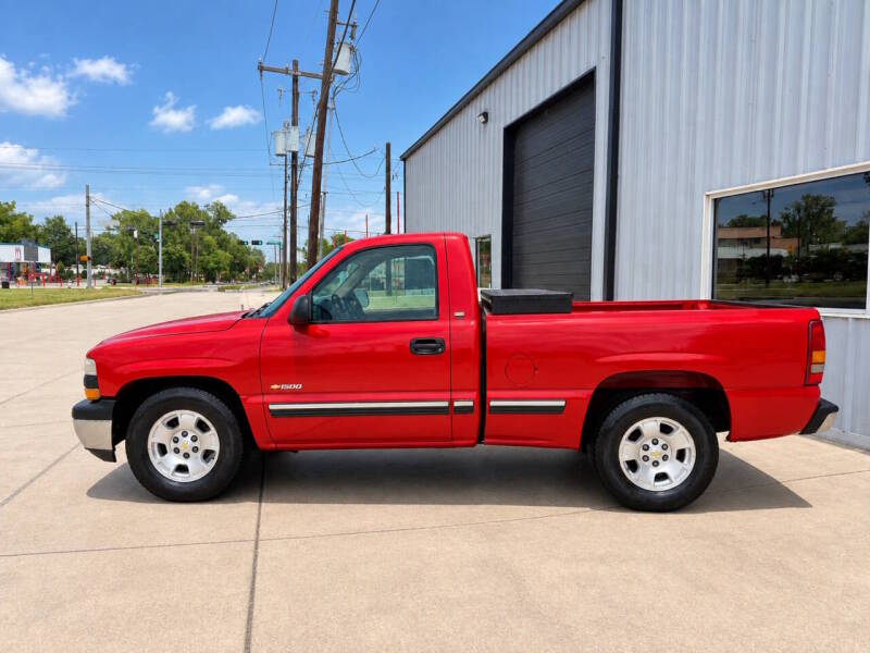 chevrolet silverado 1999 1GCEC14W5XZ136311 image chevrolet silverado 1999 1GCEC14W5XZ136311 image