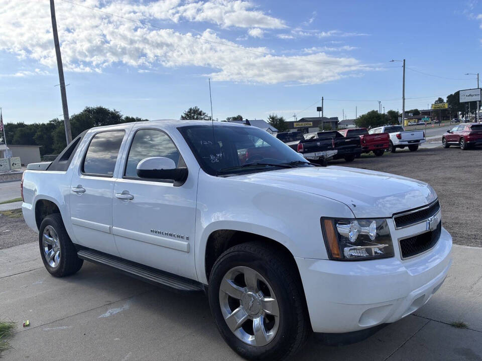 chevrolet avalanche 2008 3GNEC12058G151043 image chevrolet avalanche 2008 3GNEC12058G151043 image